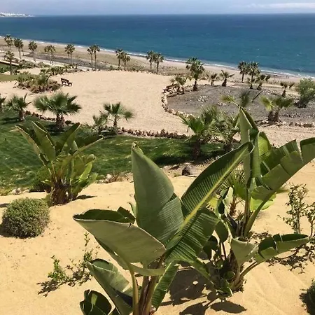 Monika Playa Macenas